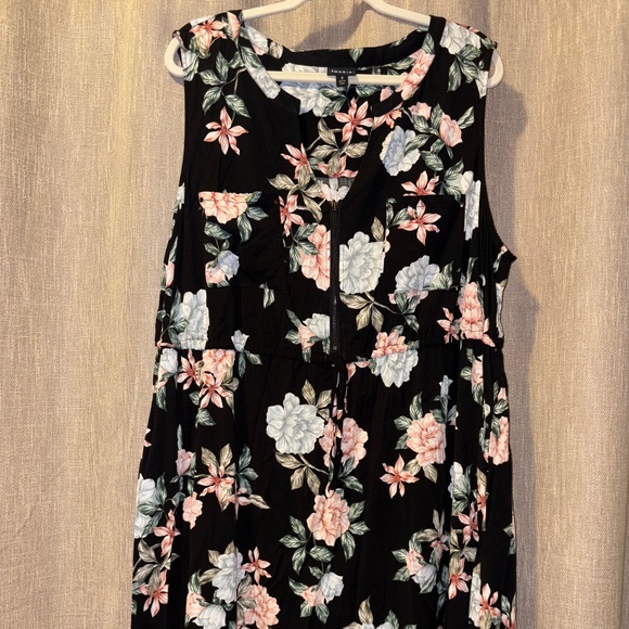 Torrid | Woman's Shirt Dress in Floral Print | Size 3 (3X 22/24) - Picture 1 of 7